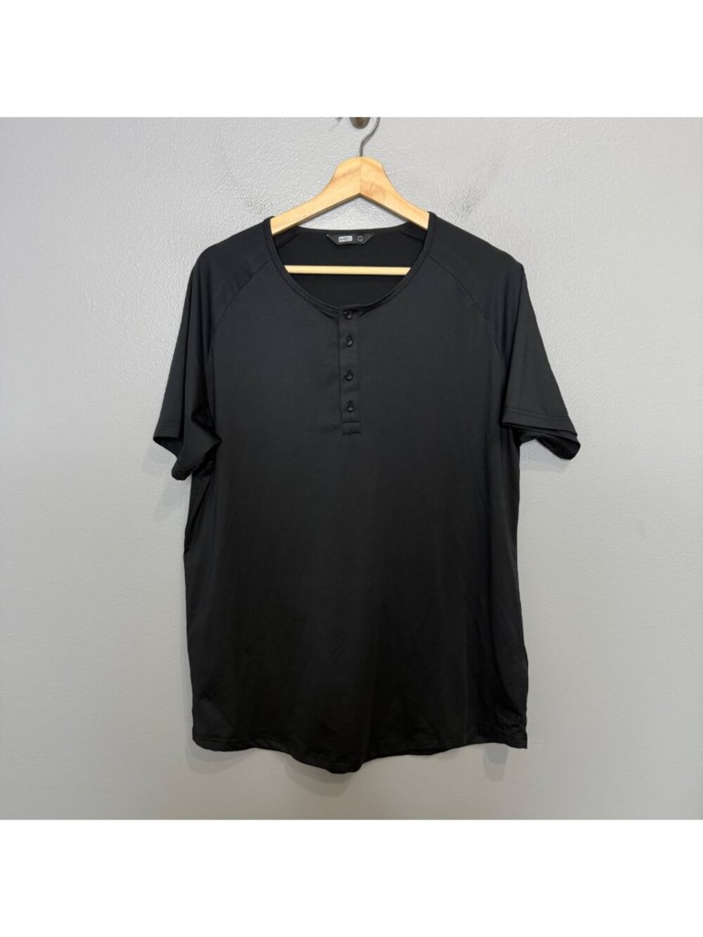 BARBELL scout henley short sleeve shirt in black size L
